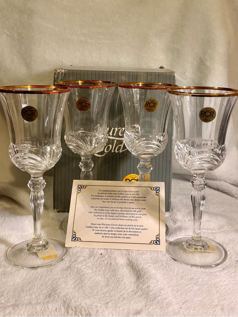 RCR Crystal Wine Glasses with Gold Rim - Set of 4